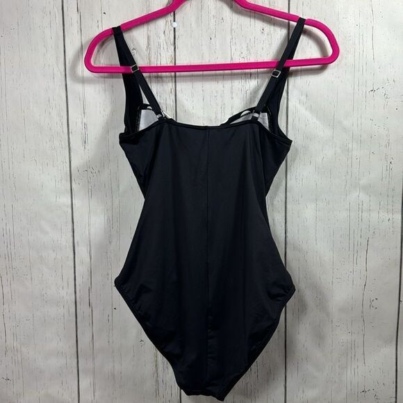 La Blanca Black White Polka Dot One Piece Swimsuit Ruched Retro Style Beach - Picture 13 of 16